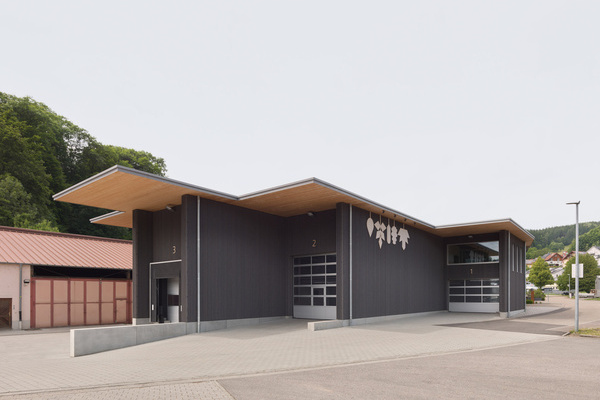 Neue Logistikhalle der Becherer M�belwerkst�tten in Elzach.